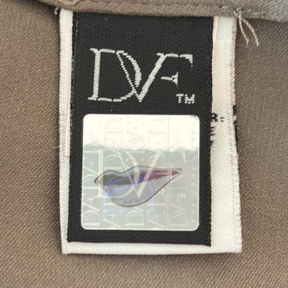 DIANE VON FURSTENBERG Cahil Silk Blouse Size 2 - Picture 7 of 10